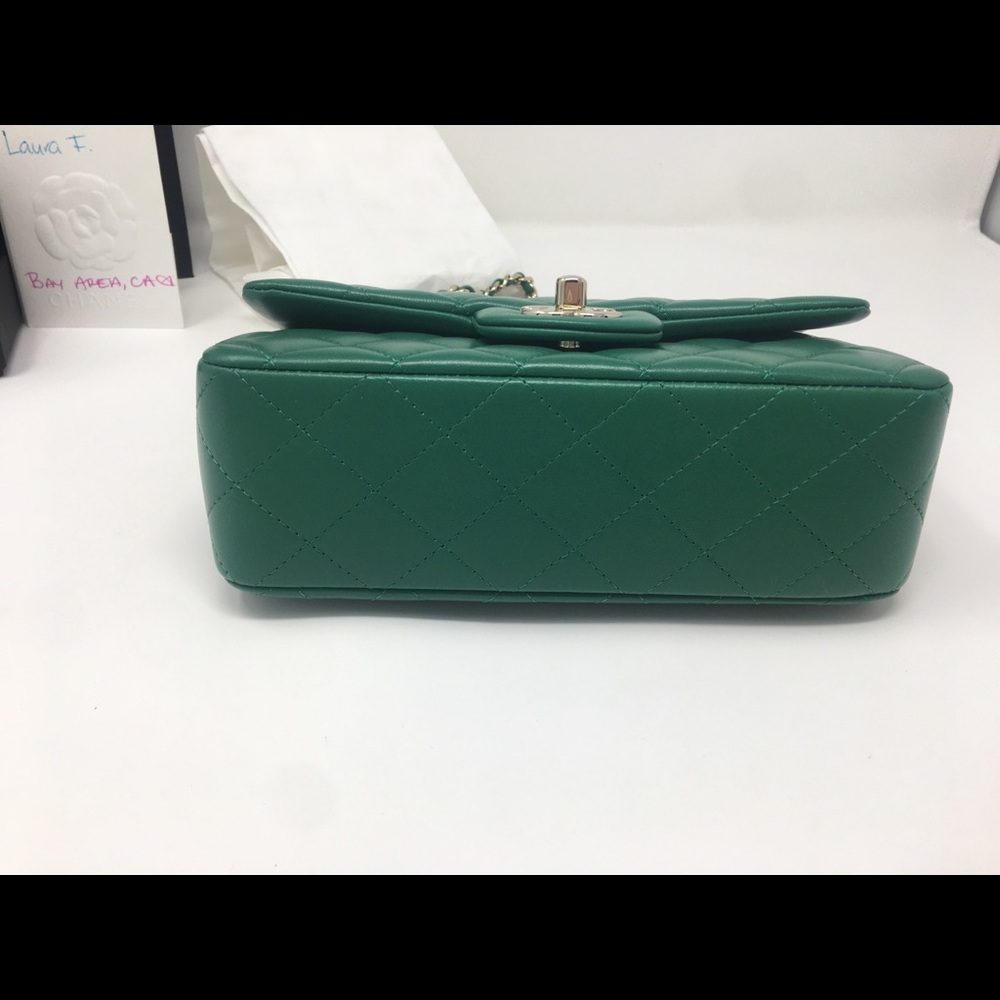 SOLD❤️22A Chanel emerald green top handle mini LGHW - Picture 6 of 16